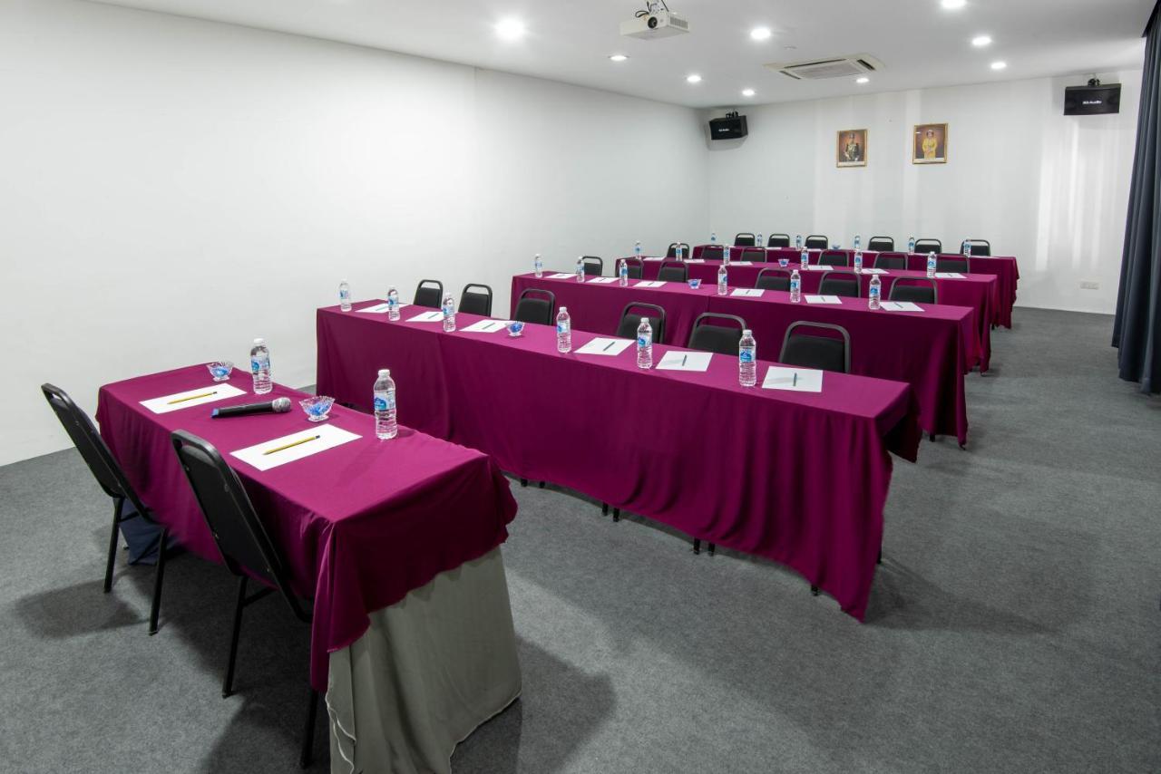 Riverra Inn Langkawi Kuah Εξωτερικό φωτογραφία