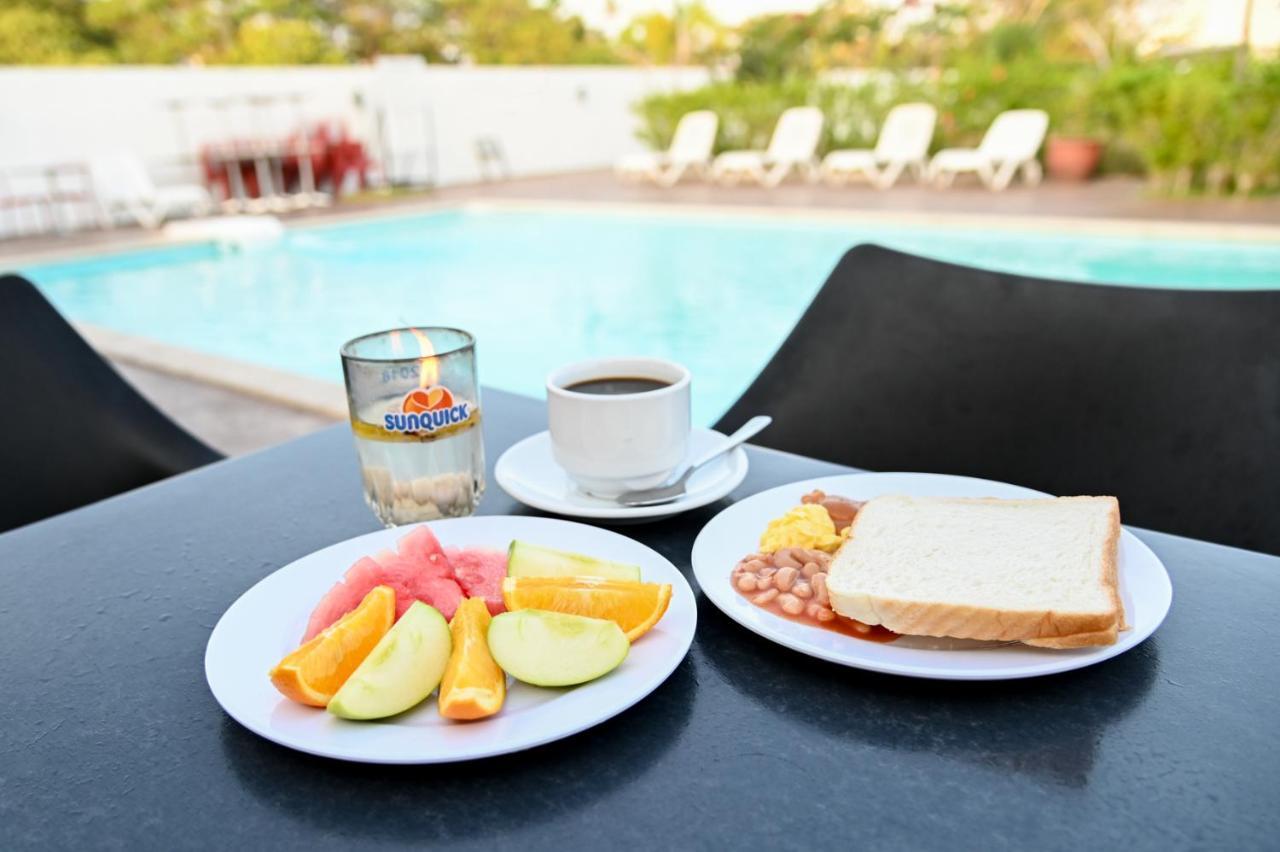 Riverra Inn Langkawi Kuah Εξωτερικό φωτογραφία